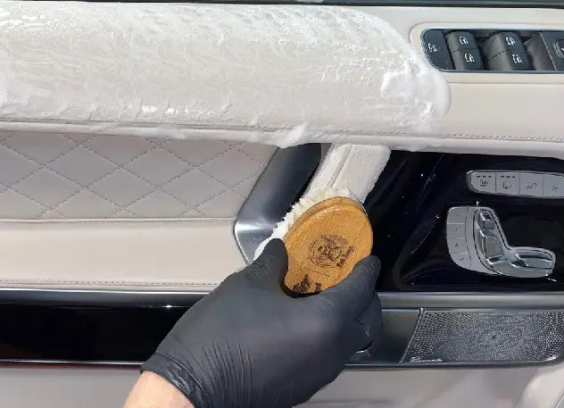 Innenraumreinigung für Textil/Leder